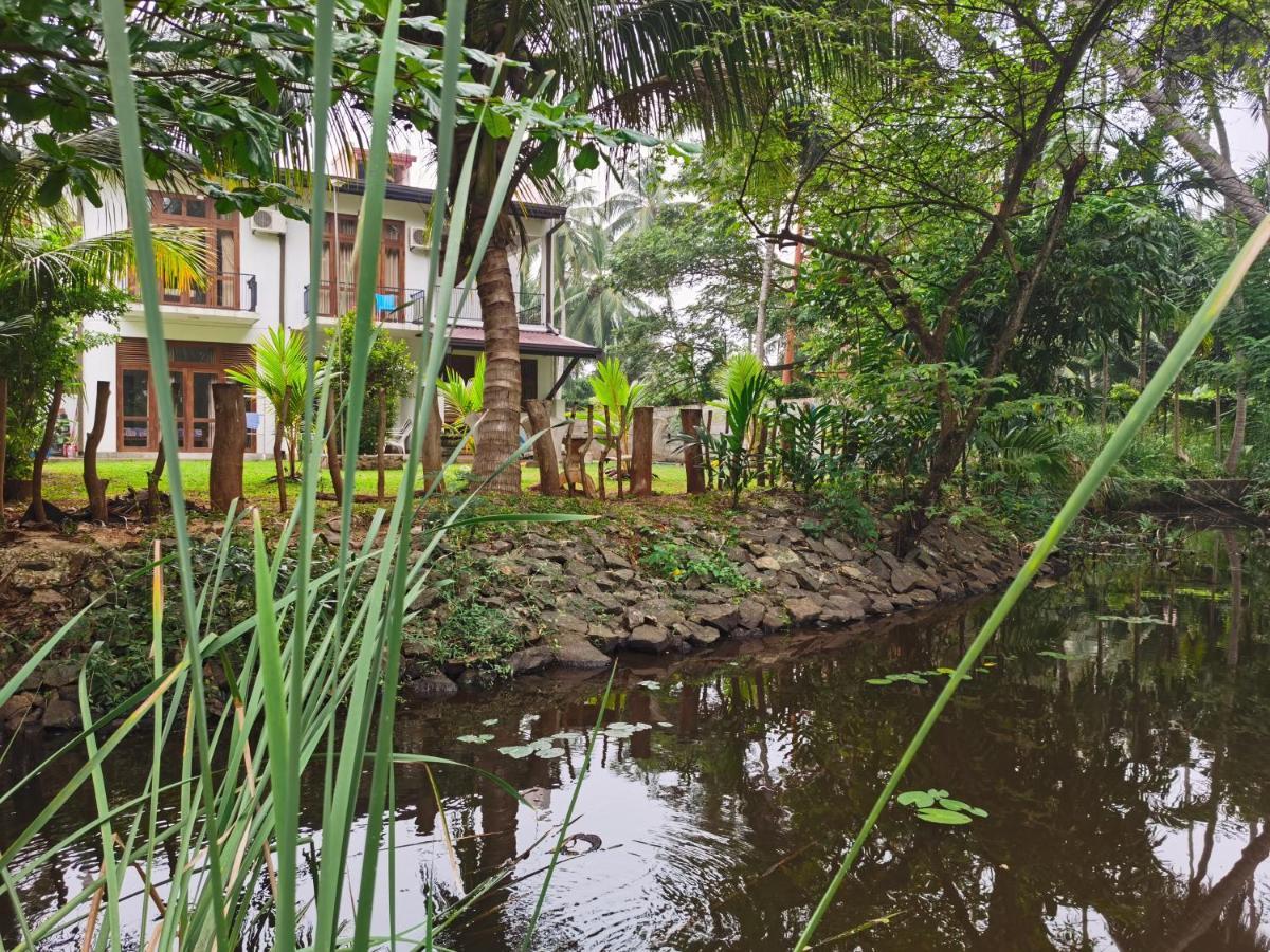 Ruwinsons Canal Garden 아누라다푸라 외부 사진